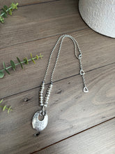 Load image into Gallery viewer, Round Bee Charm Necklace
