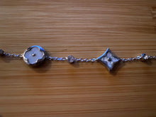Load image into Gallery viewer, White on Silver Flowers Bracelet
