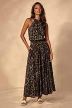 Load image into Gallery viewer, Leopard Midi Skirt
