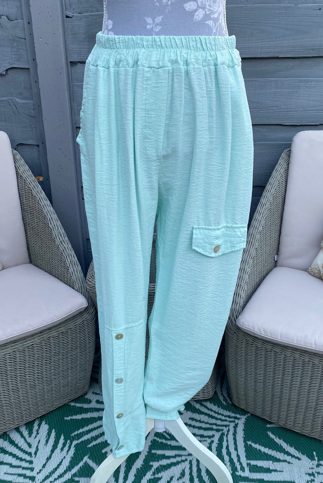 Sage Buttoned Pants